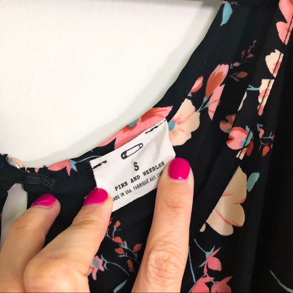 Pins & Needles Silky Flutter-Short Romper - Picture 5 of 8